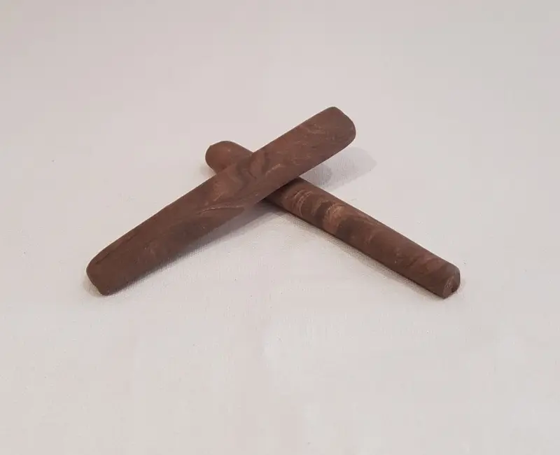 2 Nano Ton Futterstangen bunt 7,5cm Gurkenspieß Laub - Futterstange Aquarium