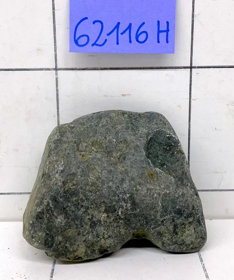 62116 H Hakkai Stone Flussstein