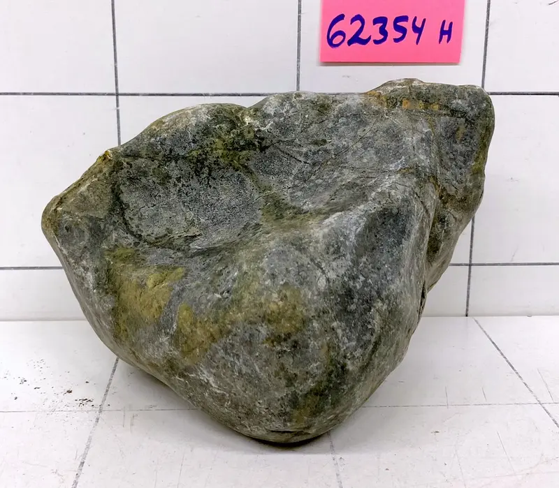 62354H Hakkai Stone Flussstein