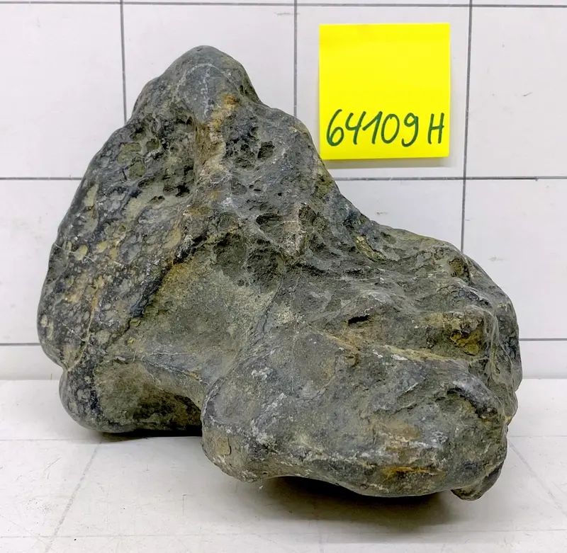 64109H Hakkai Stone Flussstein