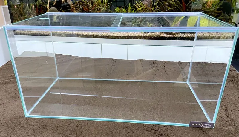 AQUARIUM "basic line" 60x30x30cm -T- (54l) mit Schiebeabdeckung