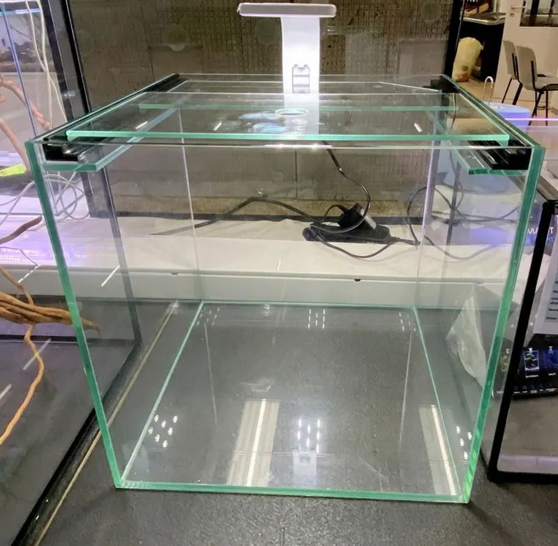AQUARIUM WÜRFEL 35x35x35cm -T- (42l) "premium line" mit Schiebeabdeckung