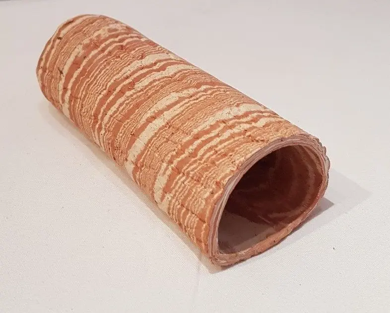 Welshöhle Laichhöhle 15cm rot/weiß Rindenoptik Tonhöhle halbrund Welse Höhle