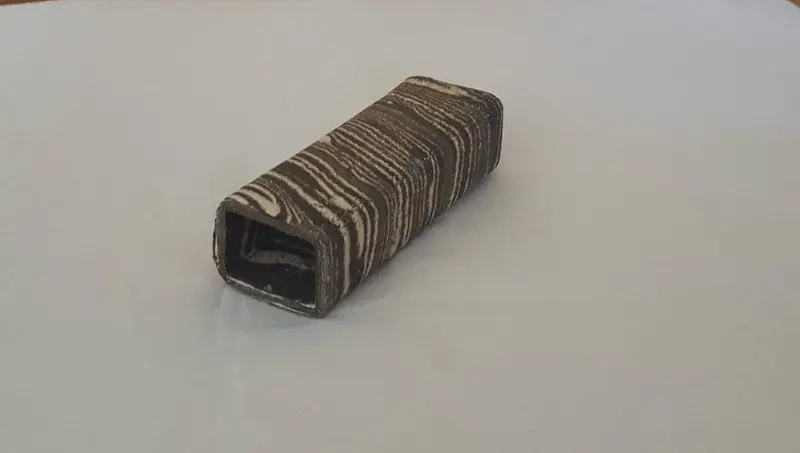 Welshöhle Laichhöhle 9cm schwarz/weiß Tonhöhle 4-eckig für Welse Aquarium Höhle