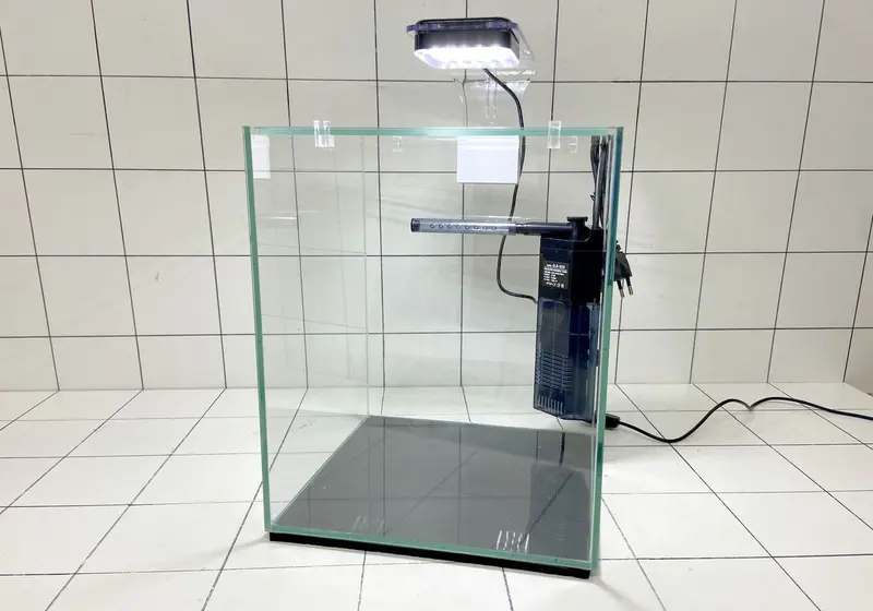 Wild Cube Nano - Aquarien-Set 25x25x30 cm (20l)